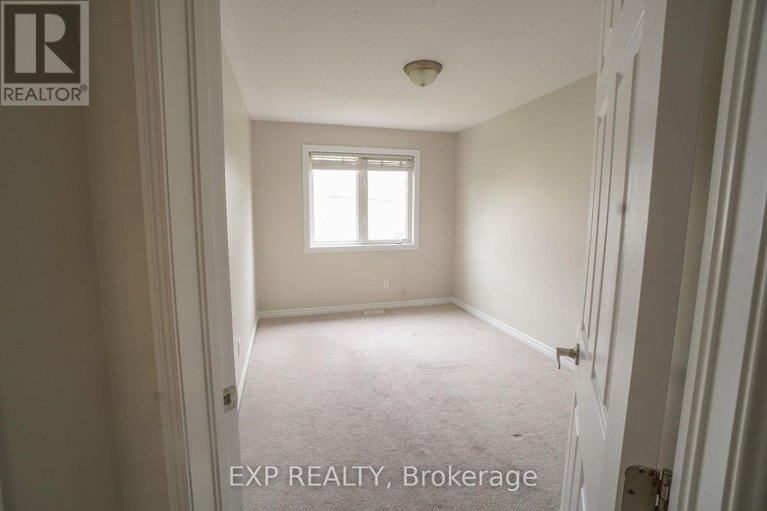 29494156/229-cayman-road/stittsville-north/ottawa/ontario/K2S0N8_17