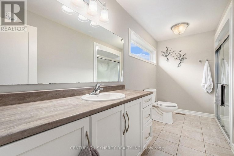 29621618/457-honeyborne-street/mississippi-mills-ramsay-twp/mississippi-mills/ontario/K0A1A0_16