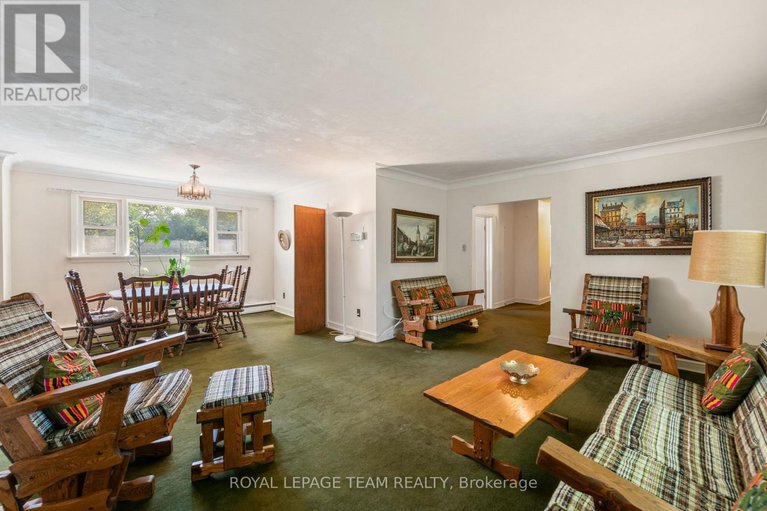28567961/873-dunlevie-avenue/mckellar-heightsglabar-park/ottawa/ontario/K2A2Z3_7