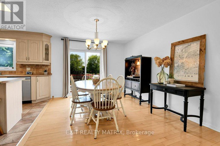 28544595/4705-mcneely-road/sarsfieldbearbrook/ottawa/ontario/K4B1J1_10
