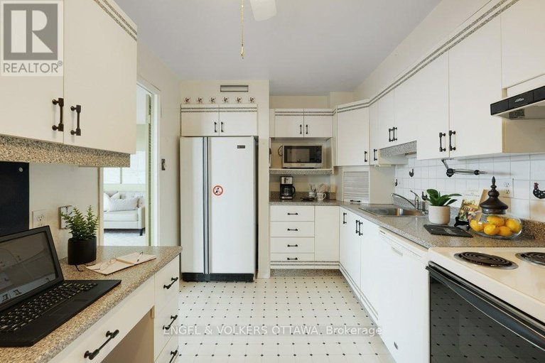 29565524/803-370-dominion-avenue/westboro-west/ottawa/ontario/K2A3X4_16