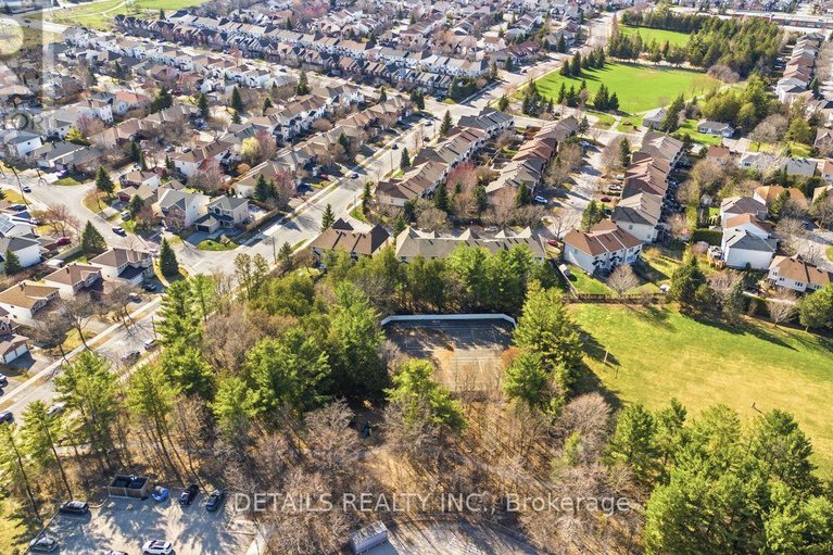 29659190/8-wimbledon-way/morgans-grantsouth-march/ottawa/ontario/K2K3J2_33