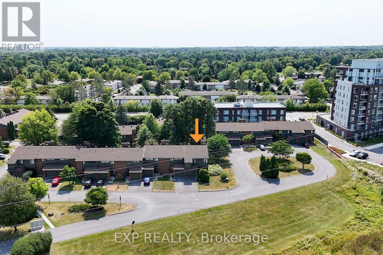 28924711/36-bethune-way/beaverbrook/ottawa/ontario/K2K1C3_2