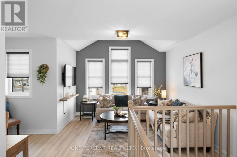 29563341/1002-showman-street/goulbourn-twp-from-franktown-rdsouth-to-rideau/ottawa/ontario/K0A2Z0_21