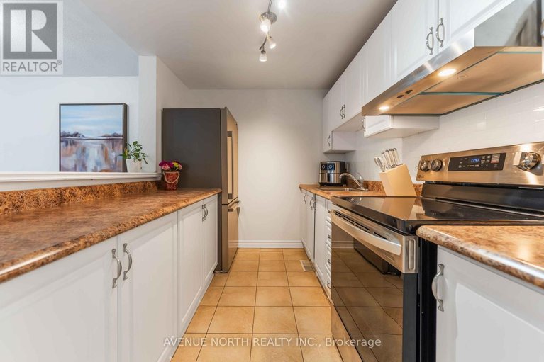 29608047/1964-garden-park-lane/blackburn-hamlet-south/ottawa/ontario/K1B5B2_9