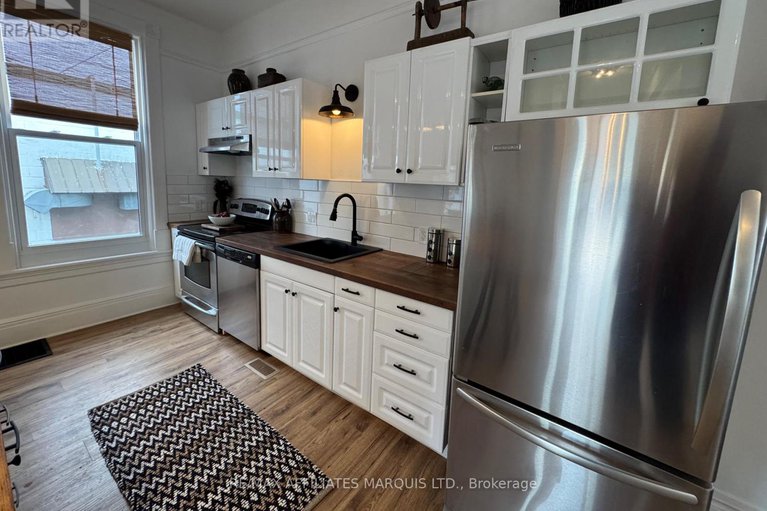 29078821/11-elgin-street-e/alexandria/north-glengarry/ontario/K0C1A0_16