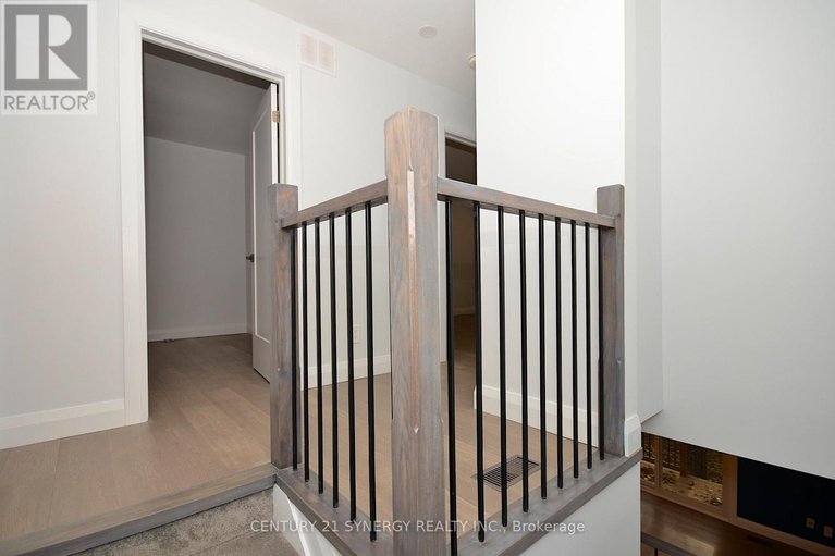 29094498/26-660-hochelaga-street/carson-meadows/ottawa/ontario/K1K2E9_28