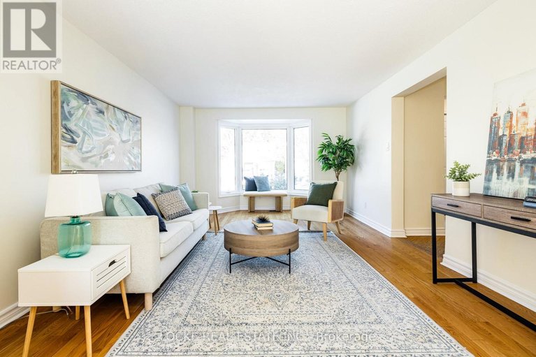 29535443/1404-forest-valley-drive/chapel-hill/ottawa/ontario/K1C5M8_8