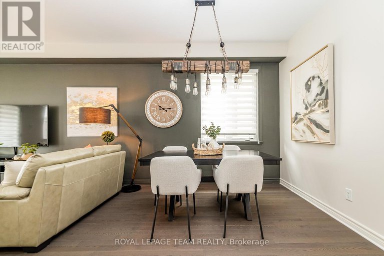 28349259/80-stockholm-private/riverside-southgloucester-glen/ottawa/ontario/K4M0G9_10