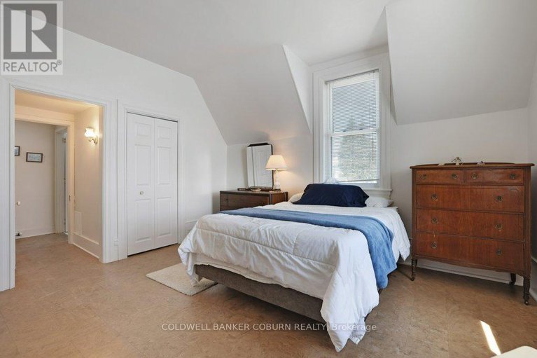 28218269/81-lakeshore-drive/morrisburg/south-dundas/ontario/K0C1X0_23