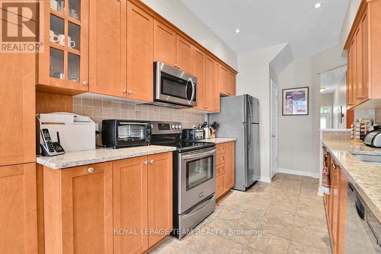 28433708/135-jersey-tea-circle/riverside-southgloucester-glen/ottawa/ontario/K1V2L3_16