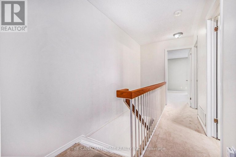 29582363/1672-locksley-lane/beaconwood/ottawa/ontario/K1J1B6_16