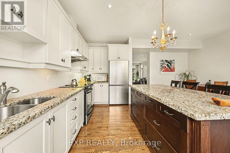 29468439/51-callaghan-private/beaverbrook/ottawa/ontario/K2K0A6_9