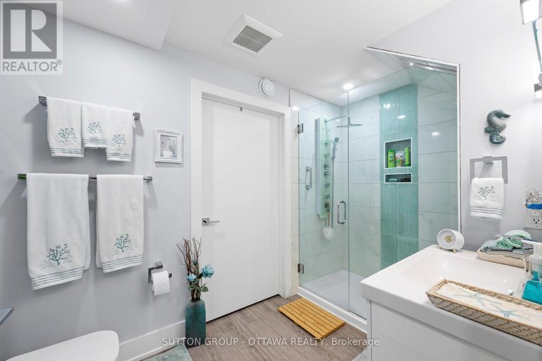 29613583/81-armstrong-street/hintonburg/ottawa/ontario/K1Y2V6_33