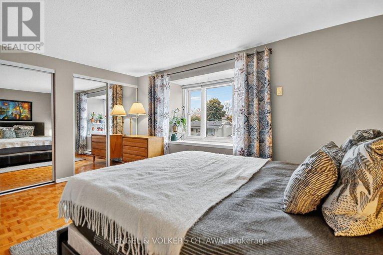 29067280/910-dynes-road/carleton-square/ottawa/ontario/K2C0G8_22