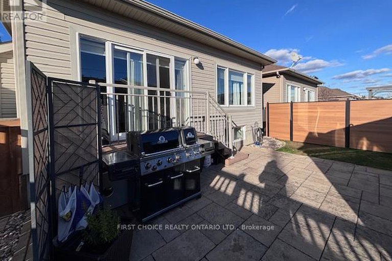 29311909/281-mercury-street/clarencerockland-twp/clarence-rockland/ontario/K4K0G6_29