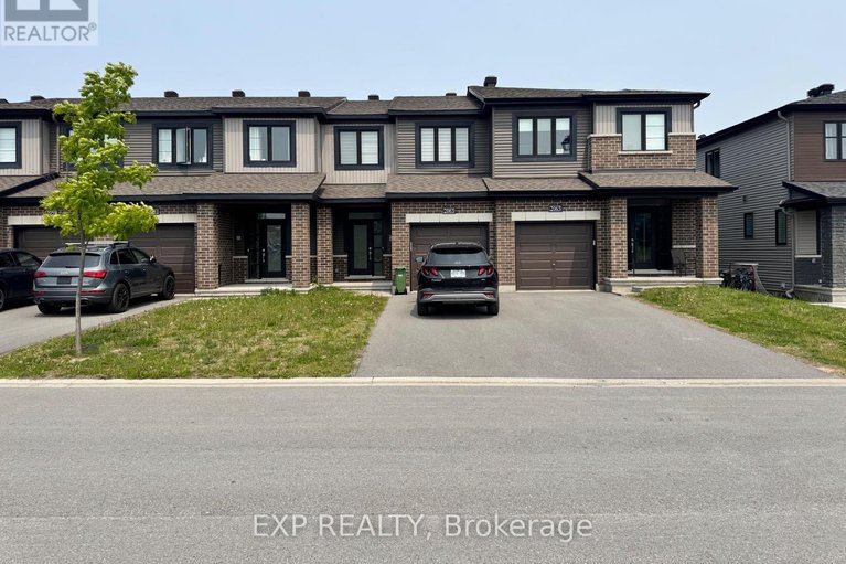 28410253/2063-caltra-crescent/half-moon-bay/ottawa/ontario/K2J6V4_1