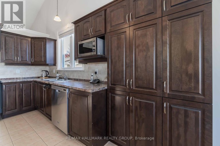 28975992/161-opale-street/town-of-rockland/clarence-rockland/ontario/K4K0G3_15