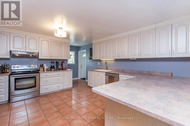 28818668/2428-greys-creek-road/osgoode-twp-north-of-reg-rd-6/ottawa/ontario/K4P1N7_9