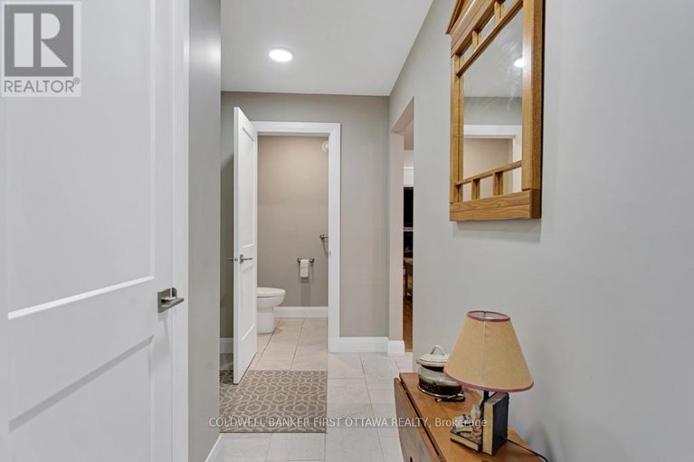 28759798/22-rideau-crossing-crescent/north-grenville-twp-kemptville-east/north-grenville/ontario/K0G1J0_19