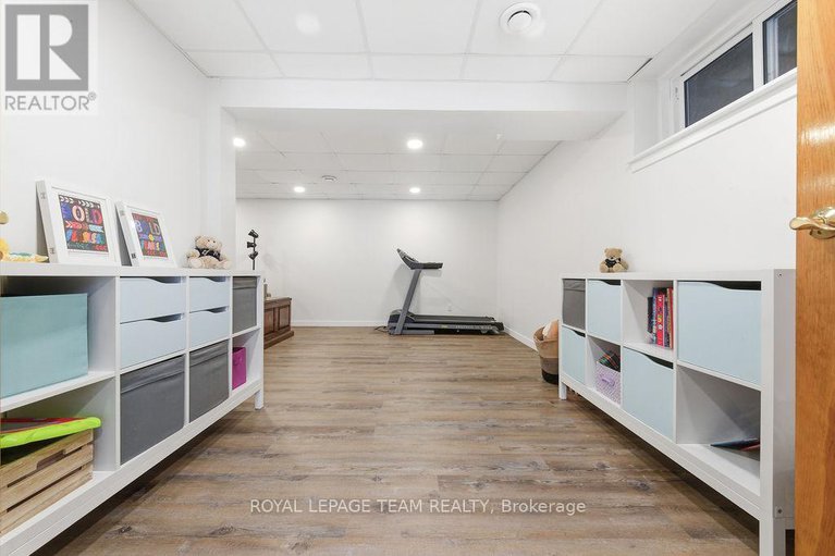 29158595/74-castleford-road/horton-twp/horton/ontario/K7V3Z8_20