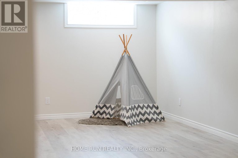 29416526/531-bretby-crescent/cedargrovefraserdale/ottawa/ontario/K2J5P9_10