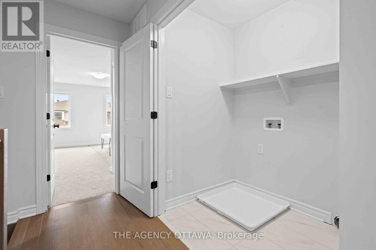 29118876/1150-cope-drive/stittsville-south/ottawa/ontario/K2S3C6_19