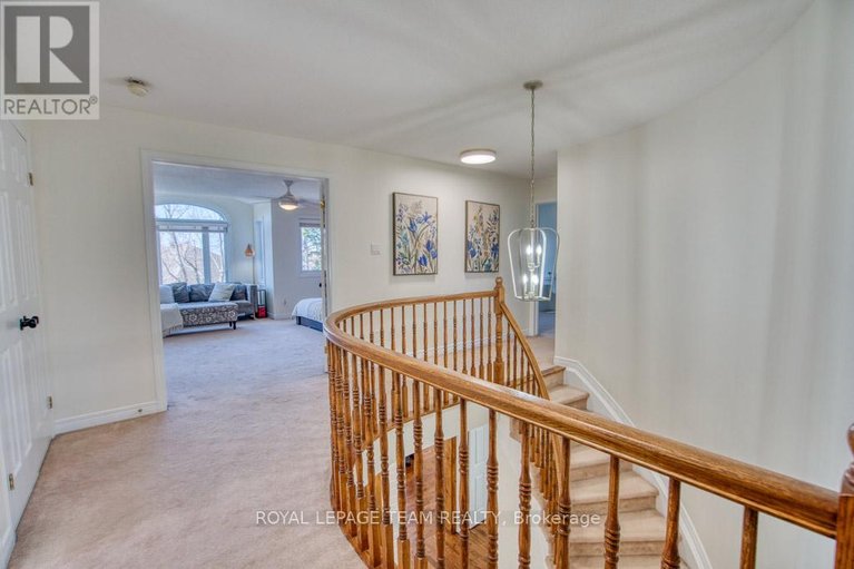 29646083/13-shannondoe-crescent-w/bridlewood/ottawa/ontario/K2M2H1_25