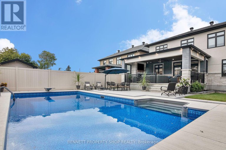 28848172/10-westwood-drive/meadowlandscrestview/ottawa/ontario/K2G2W7_26