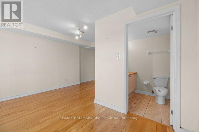 28878552/4c-310-central-park-drive/central-park/ottawa/ontario/K2C4G4_4