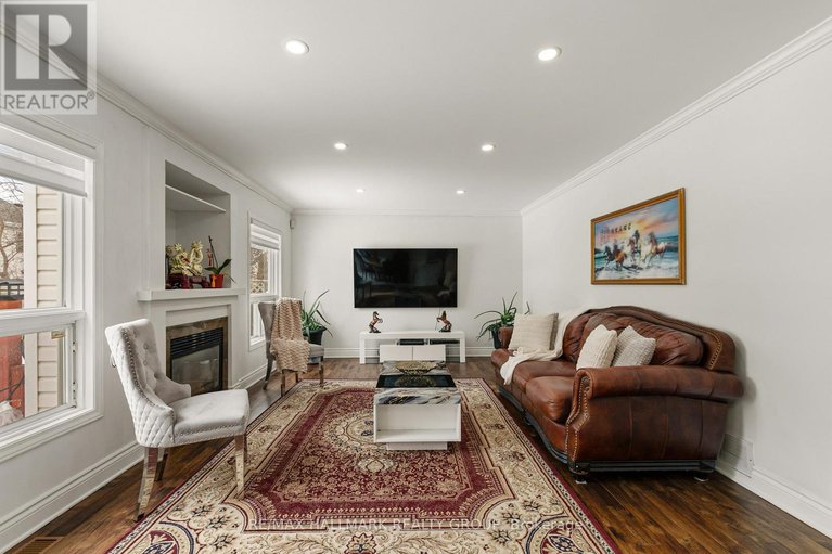 29429893/340-stoneway-drive/barrhaven-east/ottawa/ontario/K2G6G8_17