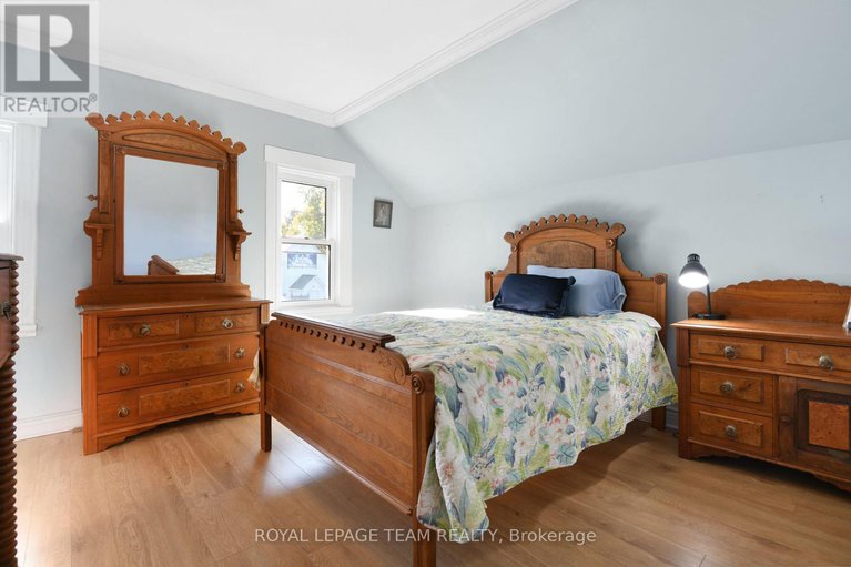 28953092/2692-dunrobin-road/kanata-north-east/ottawa/ontario/K0A1T0_32
