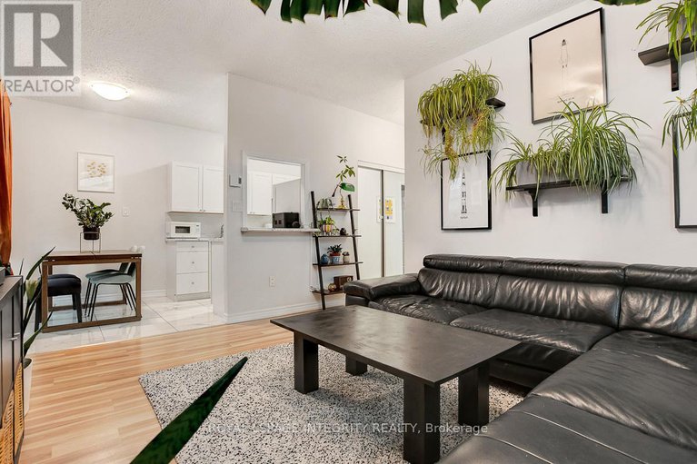 28943592/107-2019-bank-street/ellwood/ottawa/ontario/K1V0N1_11