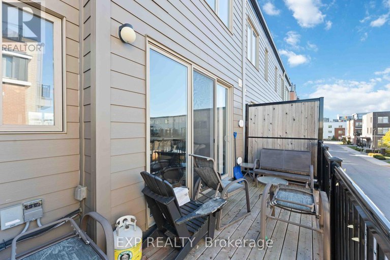 29040805/829-mikinak-road/cfb-rockcliffe-and-area/ottawa/ontario/K1K4Z9_40