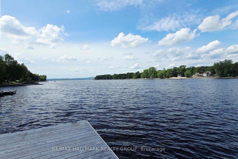 28534551/4614-northwoods-drive/constance-bay/ottawa/ontario/K0A3M0_9
