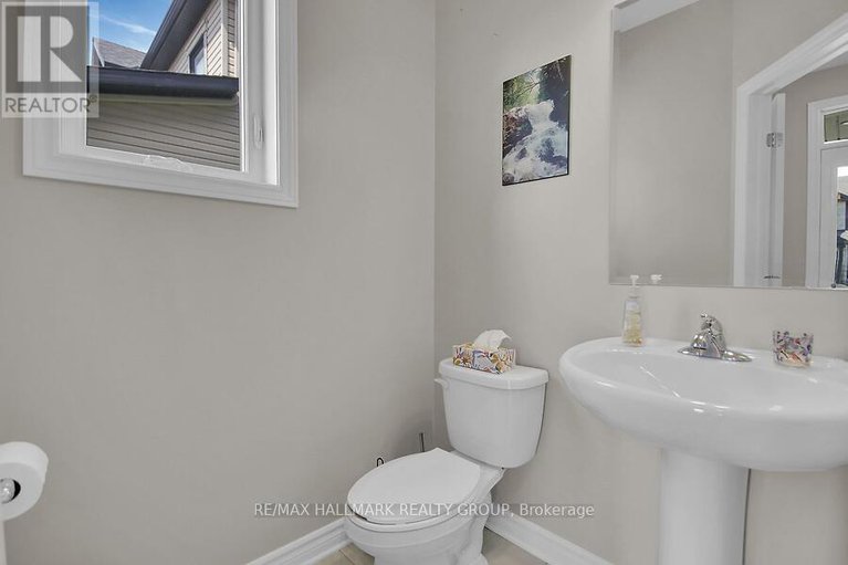 28384626/768-namur-street/embrun/russell/ontario/K0A1W0_6