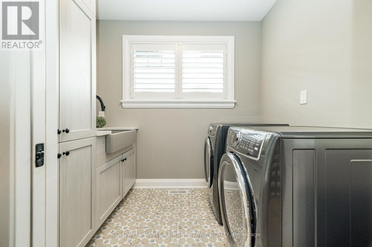 28424971/481-sangeet-place/goulbourn-twp-from-franktown-rdsouth-to-rideau/ottawa/ontario/K0A2Z0_25