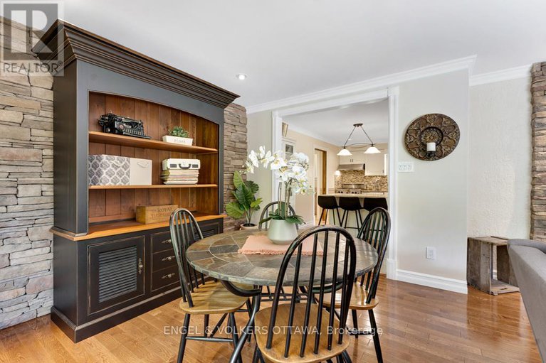 28654759/656-spruce-ridge-road/huntley-ward-south-west/ottawa/ontario/K0A1L0_8