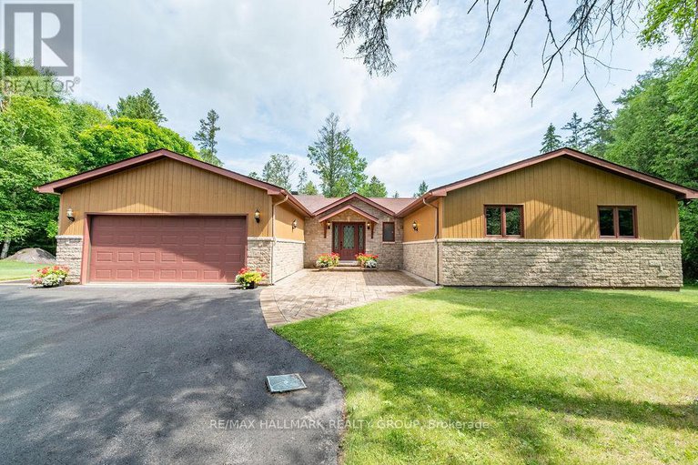 28550046/206-deerwood-drive/fitzroy-ward-south-west/ottawa/ontario/K0A2H0_2