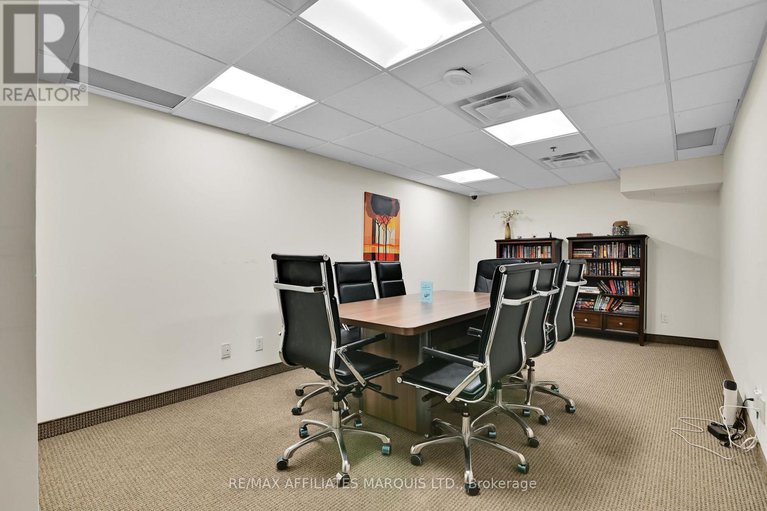 28303056/301-242-rideau-street/sandy-hill/ottawa/ontario/K1N0B7_33