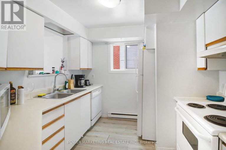 29358160/37g-robinson-avenue/sandy-hill/ottawa/ontario/K1N8N8_14