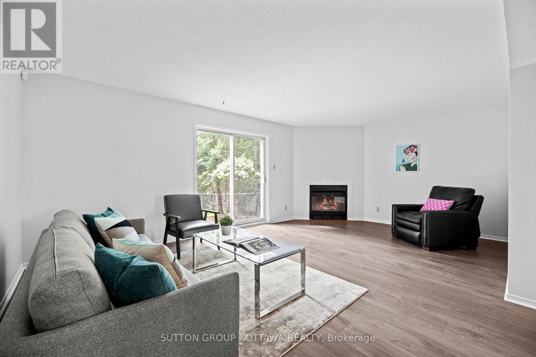 28345025/218-switzer-avenue/westborohampton-park/ottawa/ontario/K1Z7H9_5