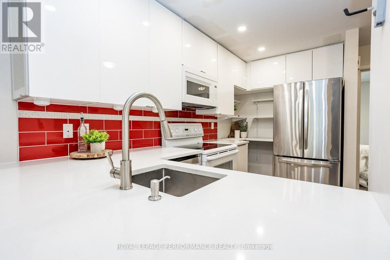 28358632/233-mart-circle/manor-park/ottawa/ontario/K1K4K2_10