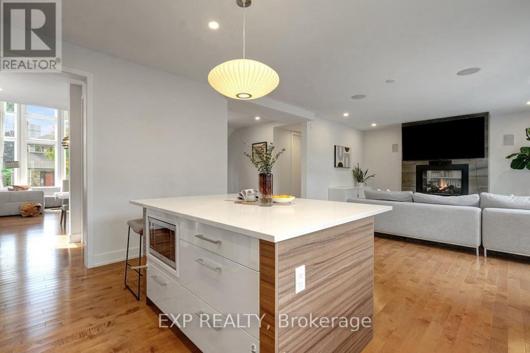 28888819/231-daniel-avenue/ottawa-westtunneys-pasture/ottawa/ontario/K1Y0C7_19