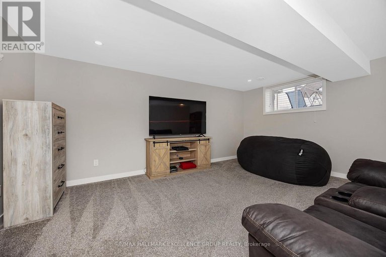 29029372/254-dion-avenue/town-of-rockland/clarence-rockland/ontario/K4K0M2_33