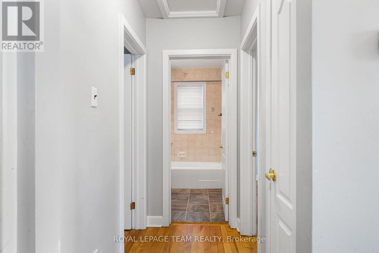 28819611/31-savuto-way-street/meadowlandscrestview/ottawa/ontario/K2G2S9_22