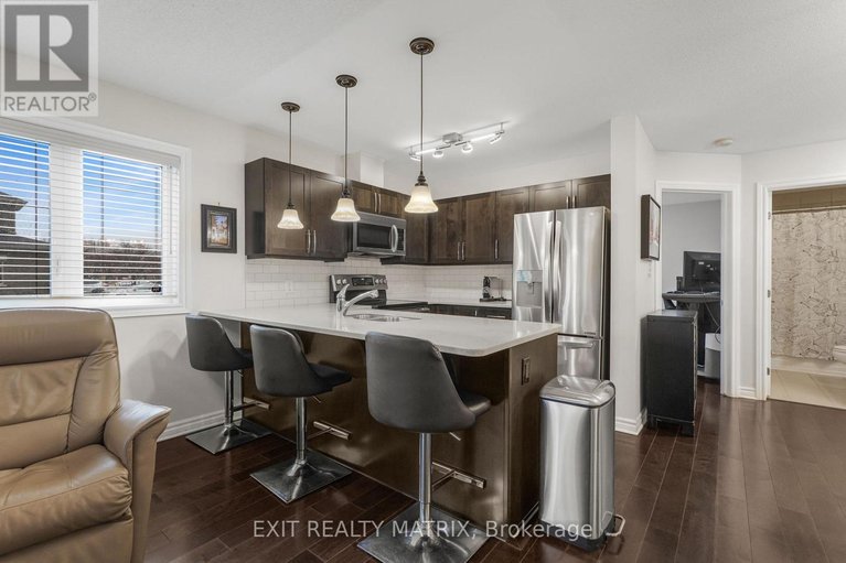 29615582/101-141-potts-private/notting-hillsummerside/ottawa/ontario/K4A0X9_7