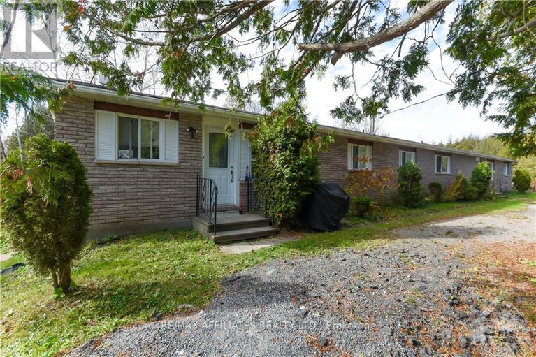 27595829/1860-greys-creek-road/greely/greely/ontario/K4P1H7_1
