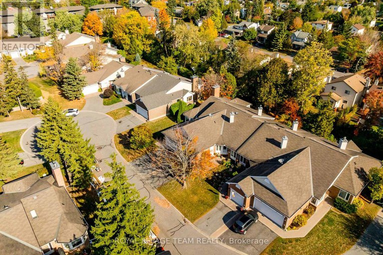 29288640/14-27-pine-needles-court/stittsville-central/ottawa/ontario/K2S1G5_39