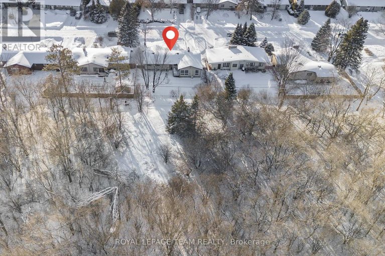 29460825/35-cherrywood-drive/arbeatha-park/ottawa/ontario/K2H6H1_45